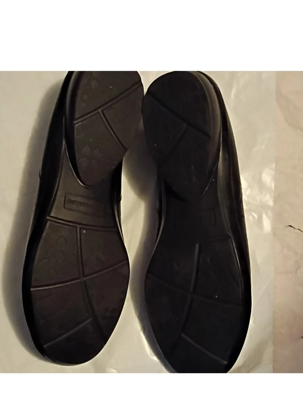 Classic Black Leather Slip-On Loafers for Women Size 8.5 M